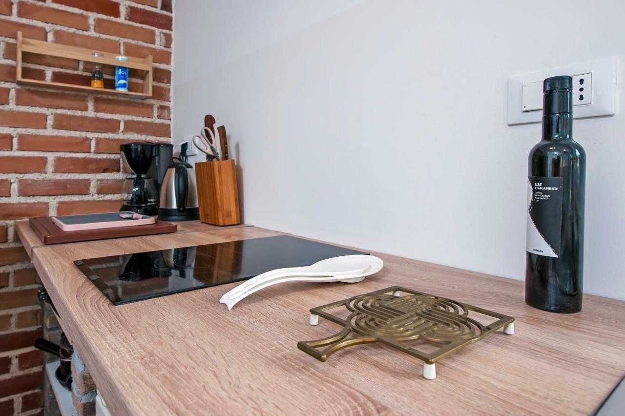 Paola Cozy Apartment Ровин Екстериор снимка